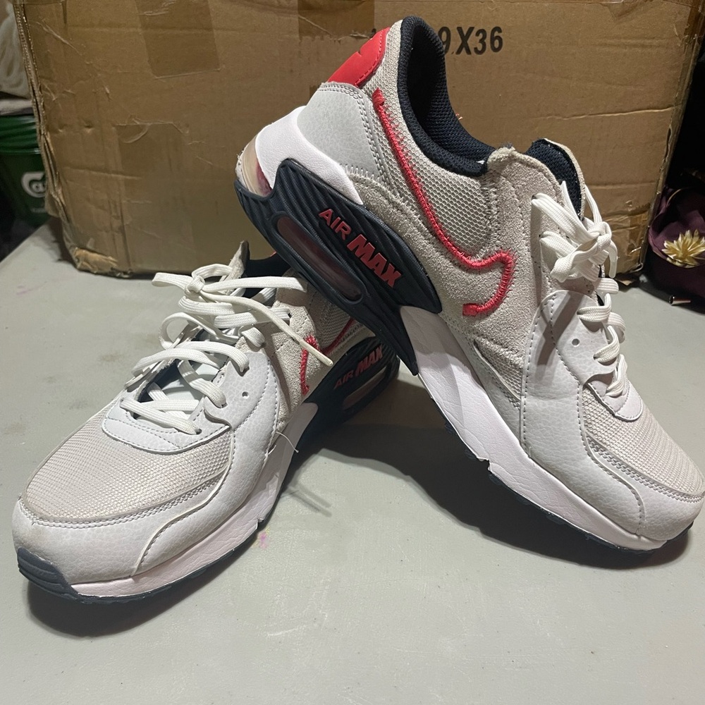 Nike Air Max Athletic Shoes